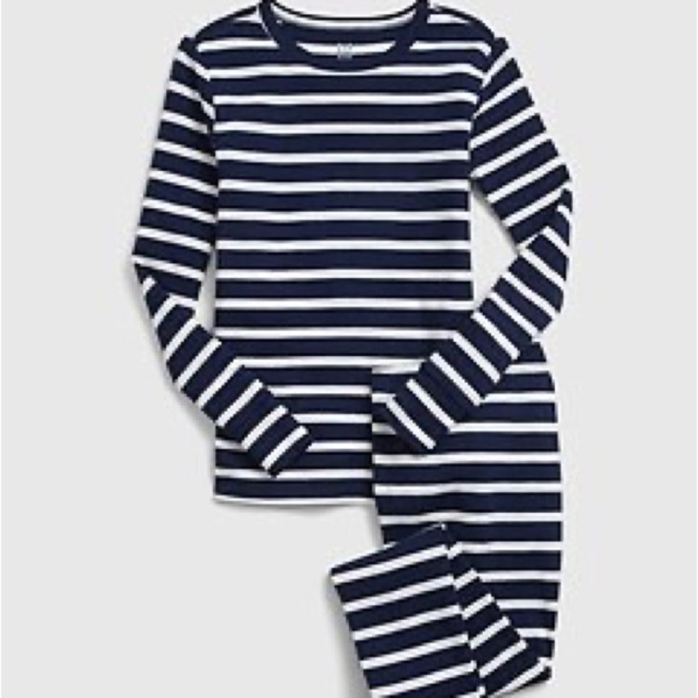 NWT Gap long sleeve PJ set
